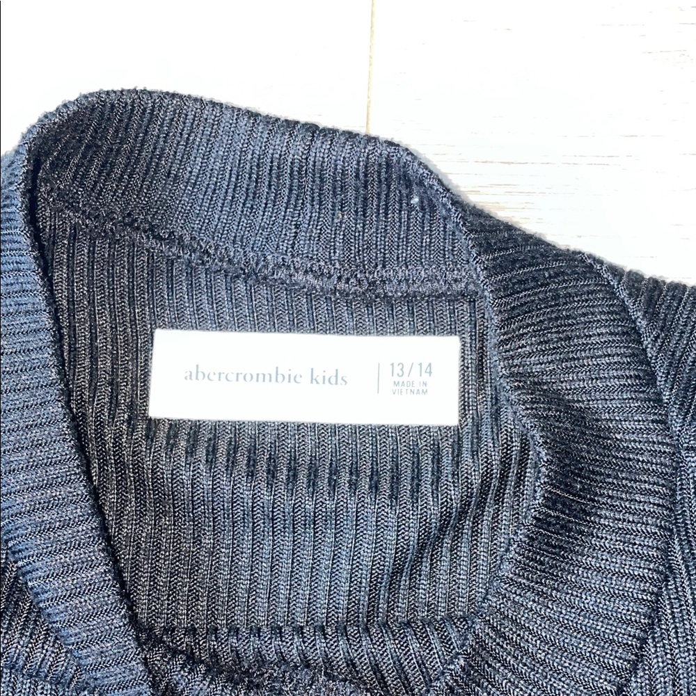 Black Ribbed Kid’s Sweater - Picture 4 of 6